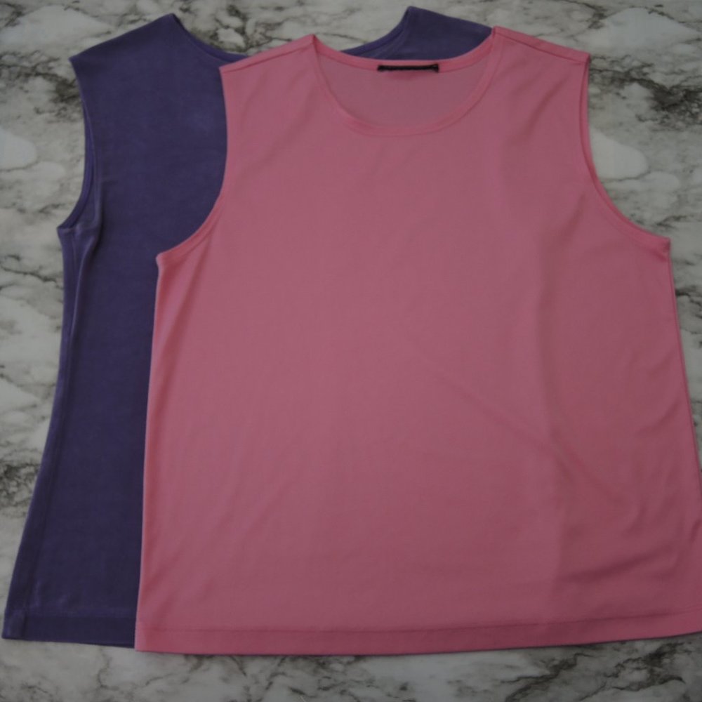 4/$25 Bundle of 2 Tank Tops Solid Pink & Solid Purple Size Small